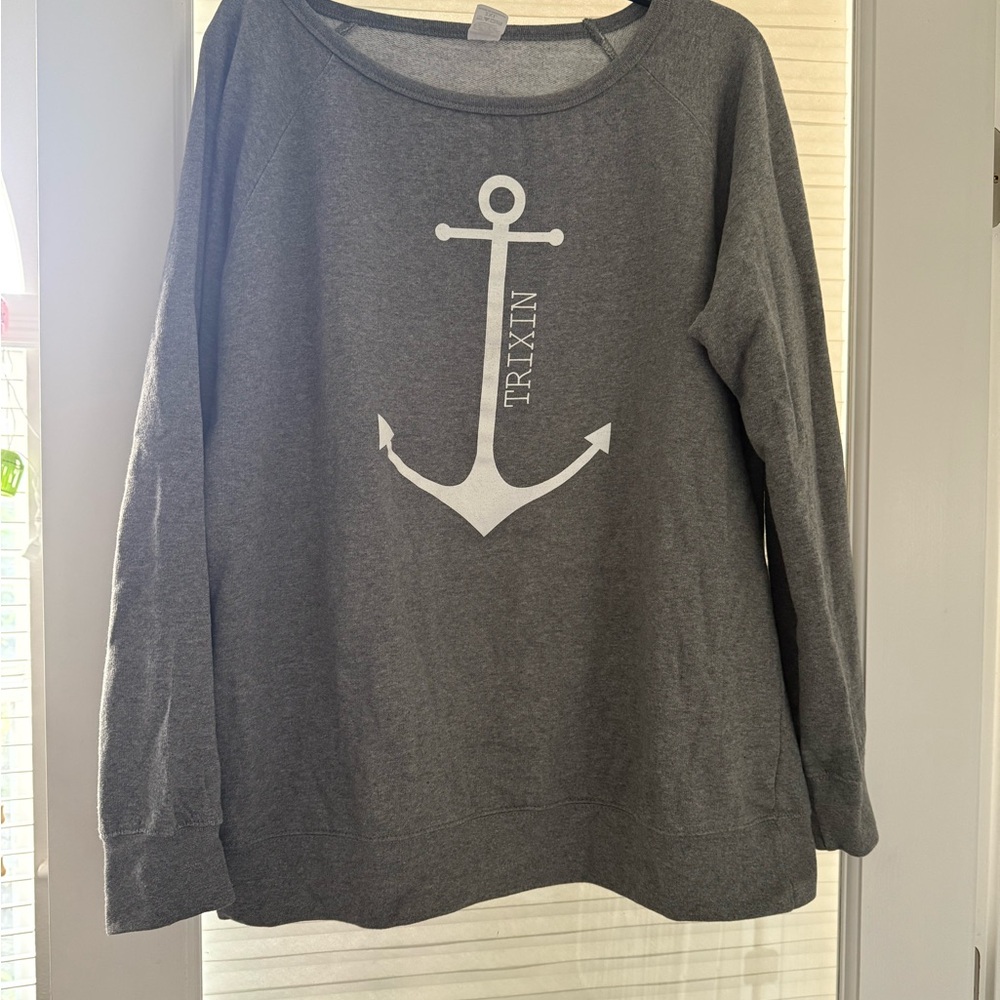 Trixin Gray Sweatshirt 2XL